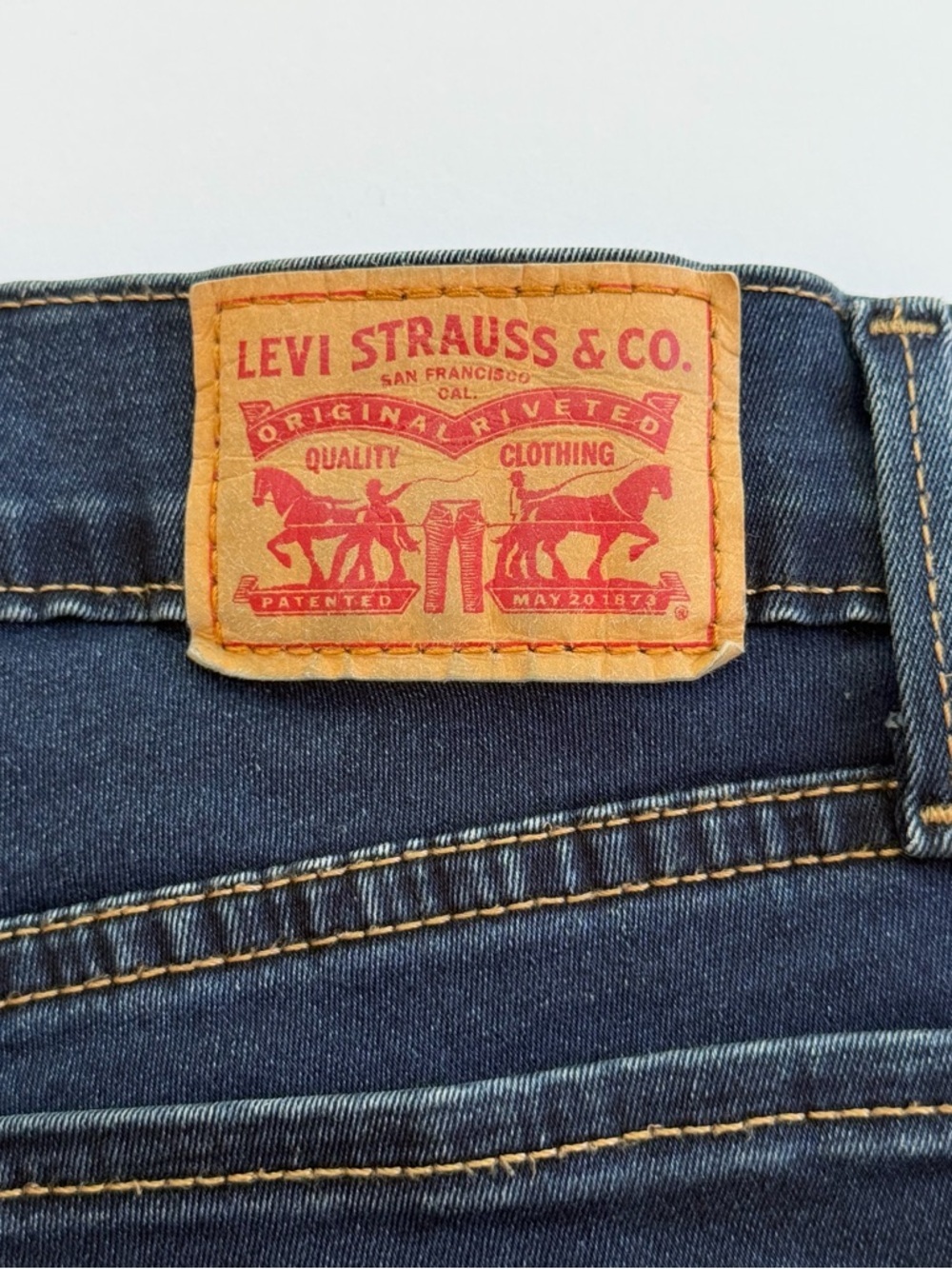 Woman’s Levi’s Denim Jeans 710 Super Skinny
Size 29 - Picture 10 of 10